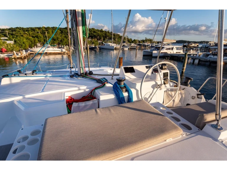 Noleggio Catamarano con o senza skipper Bali a Saint George's