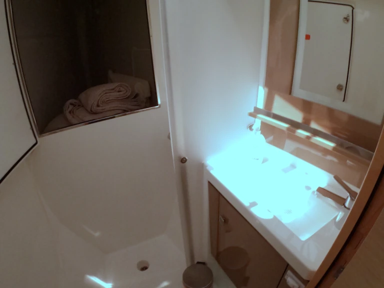 Fountaine Pajot Fountaine Pajot Saona 47 (Wm-AC-Gen-Sol.Pan) da affittare a  Castellammare del Golfo