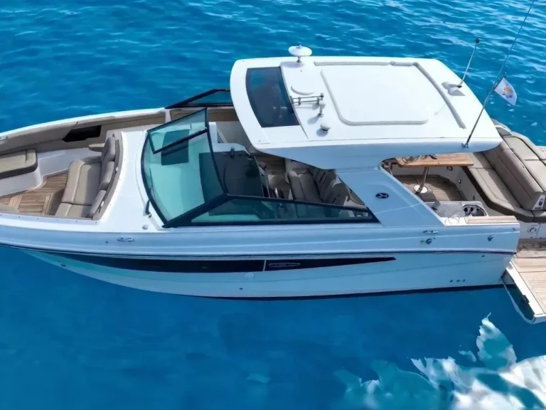 Noleggio Barca a motore con o senza skipper Sea Ray a Ayia Napa Marina