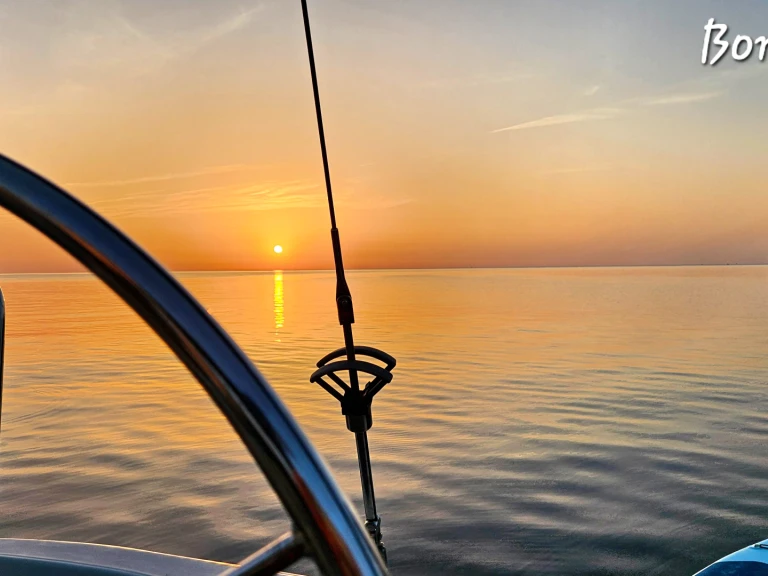 Noleggiare una Bénéteau Oceanis 350 a Port Leucate