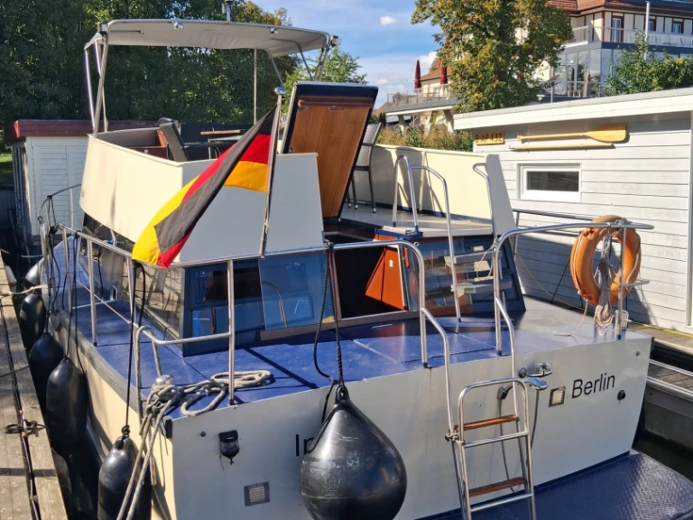 Noleggio barche Motoryachten Silent 116 N a Wildau su Samboat