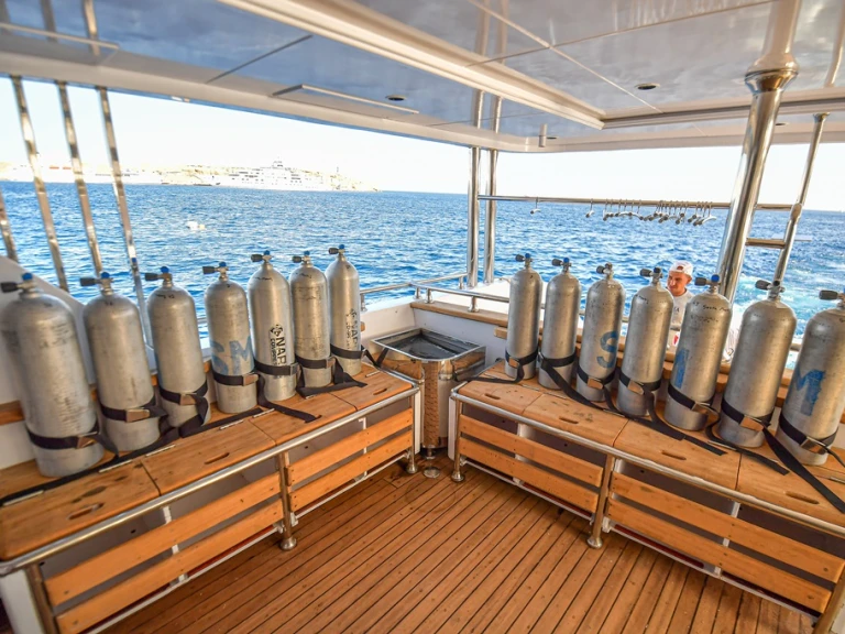 Noleggio Yacht di lusso  con patente nautica