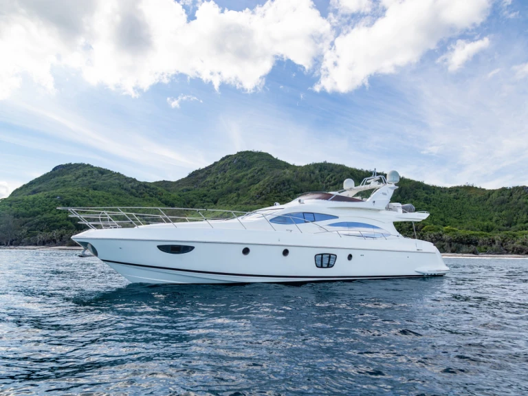 Noleggio barche Azimut Azimut 68 E a Eden Island su Samboat