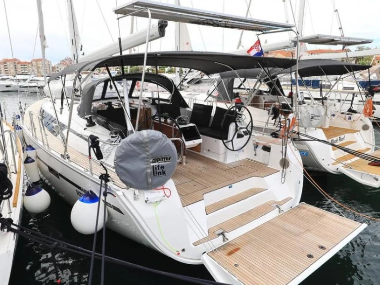 Noleggio Barca a vela Bavaria con patente nautica