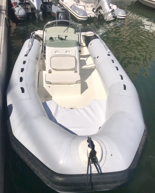 Noleggio Gommone Bombard Explorer 640 Bombard explorer 6M40 SamBoat