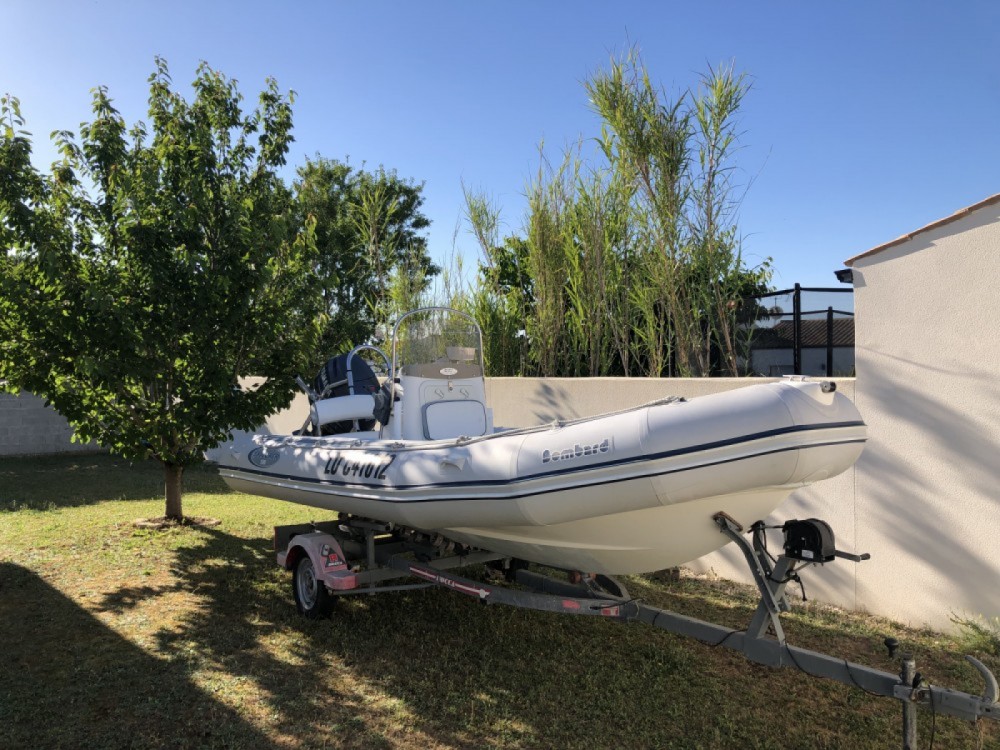 Noleggio Gommone Bombard Explorer 530 SB a Les Minimes (EXPLORER 5.30