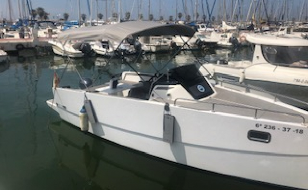 Noleggio Barca A Motore Nuva M6 A Sitges NUVA SamBoat